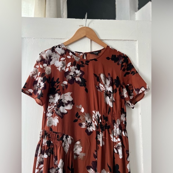 Simply Vera Vera Wang Autumn Orange Floral Midi Dress Size Medium - Picture 3 of 6